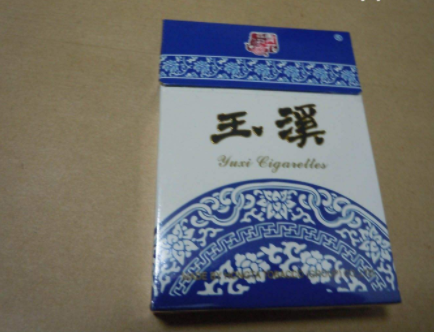老外烟花对轰_外国人烟花